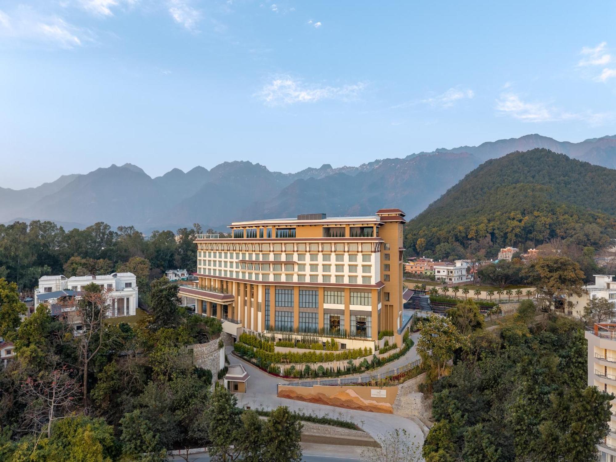 Готель Taj Mussoorie Foothills, Деградун Екстер'єр фото